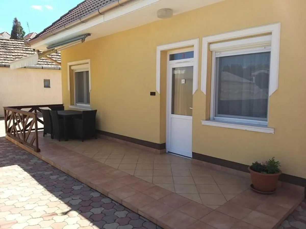 Garden Apartmanhaz Hajduszoboszlo 0*,  Hungary